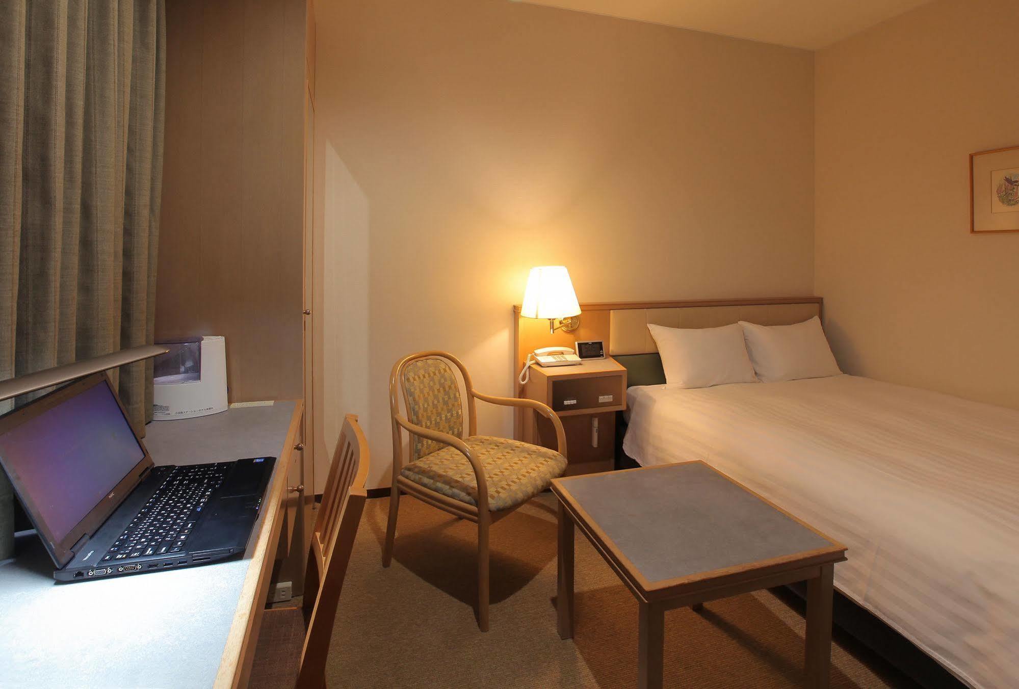Odakyu Station Hotel Hon-Acugi Exteriér fotografie