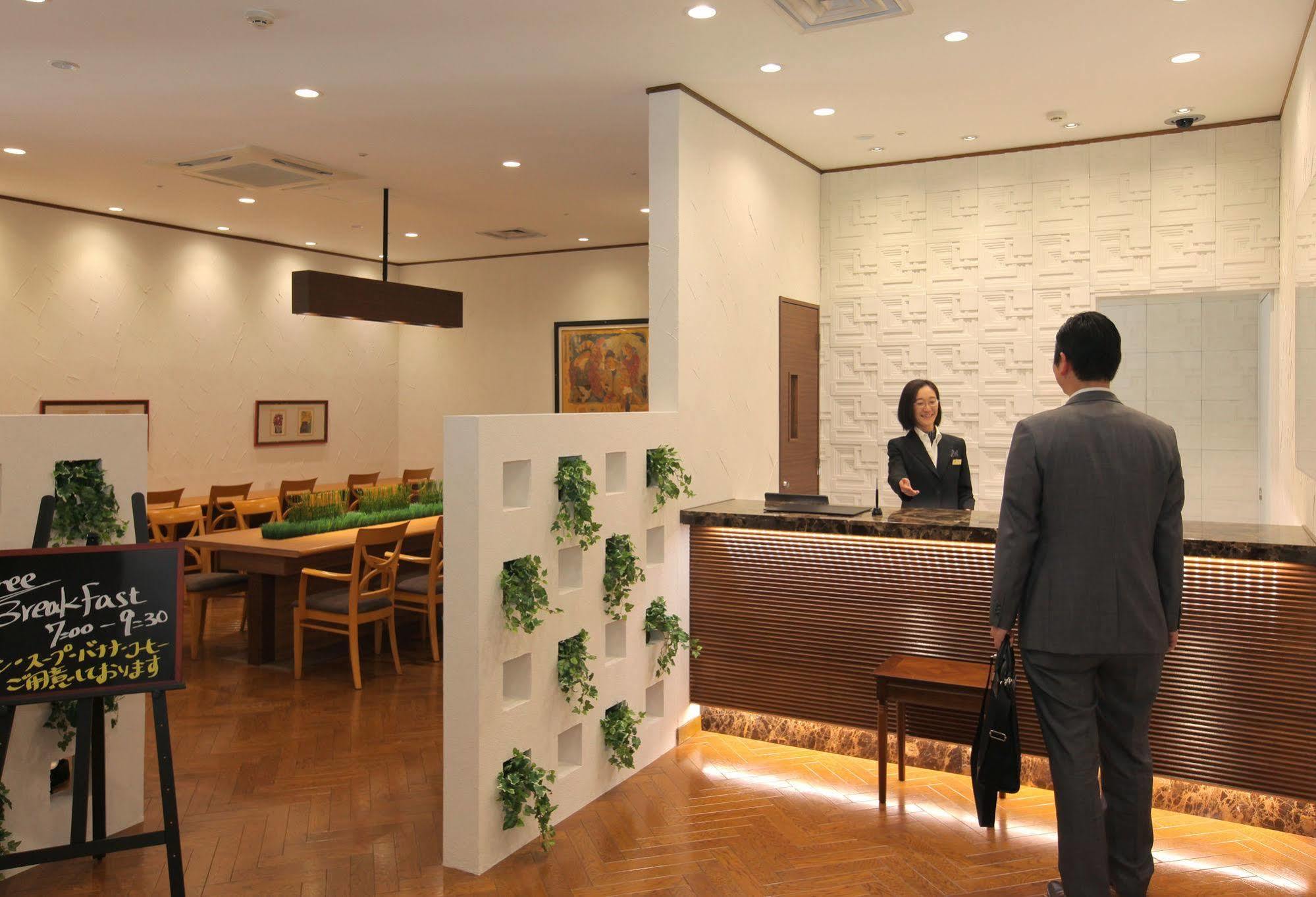 Odakyu Station Hotel Hon-Acugi Exteriér fotografie